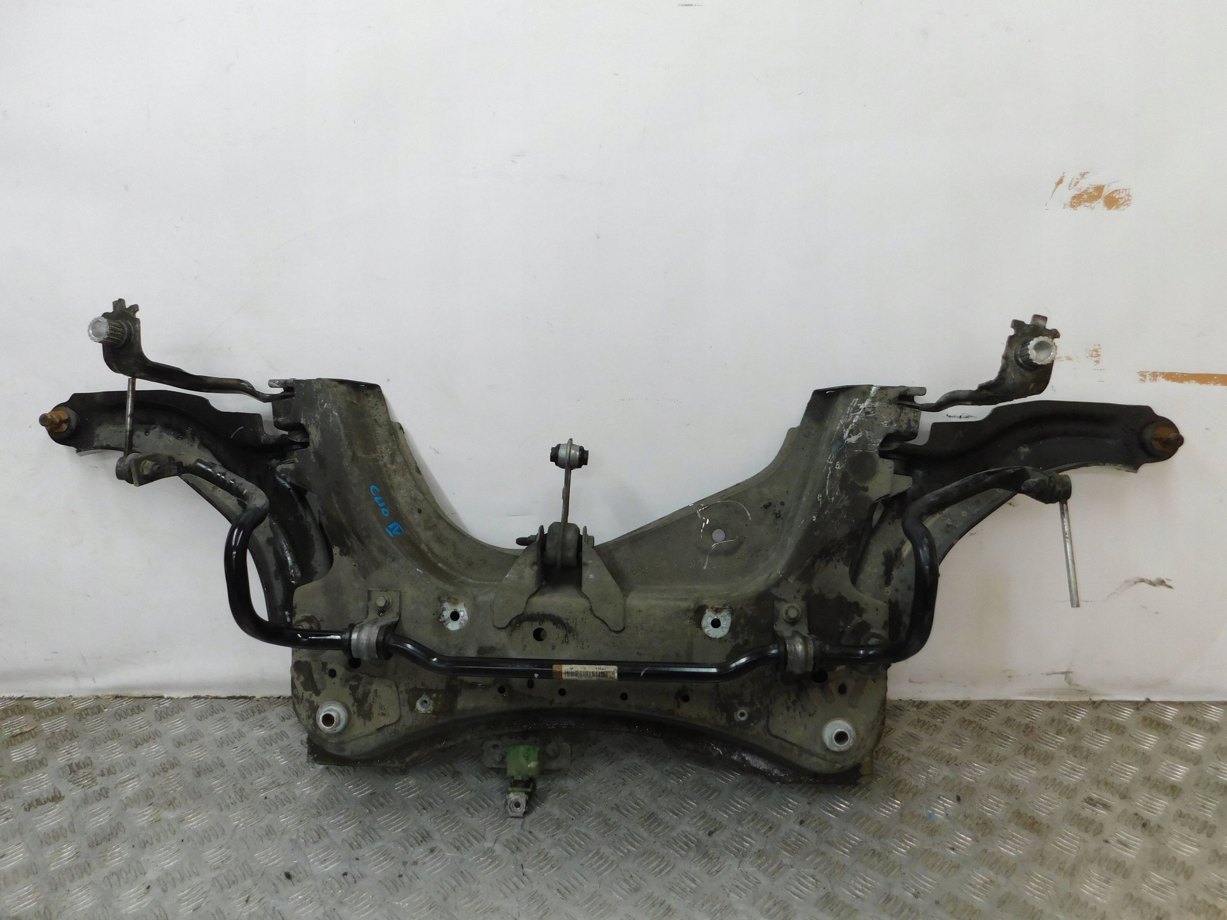 PREDNÁ NÁPRAVA RENAULT CLIO IV 4 12-