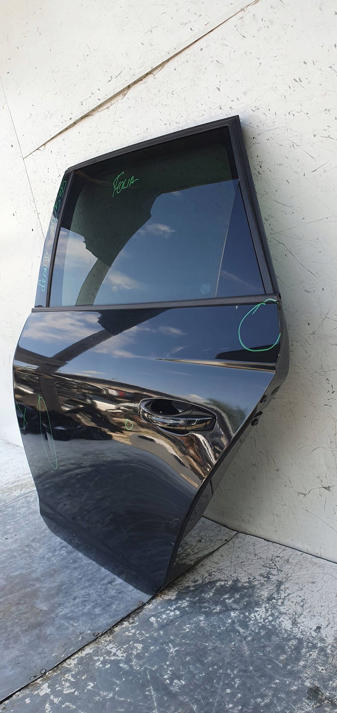 Seat Leon 3 III kombi LAVE ZADNE DVERE