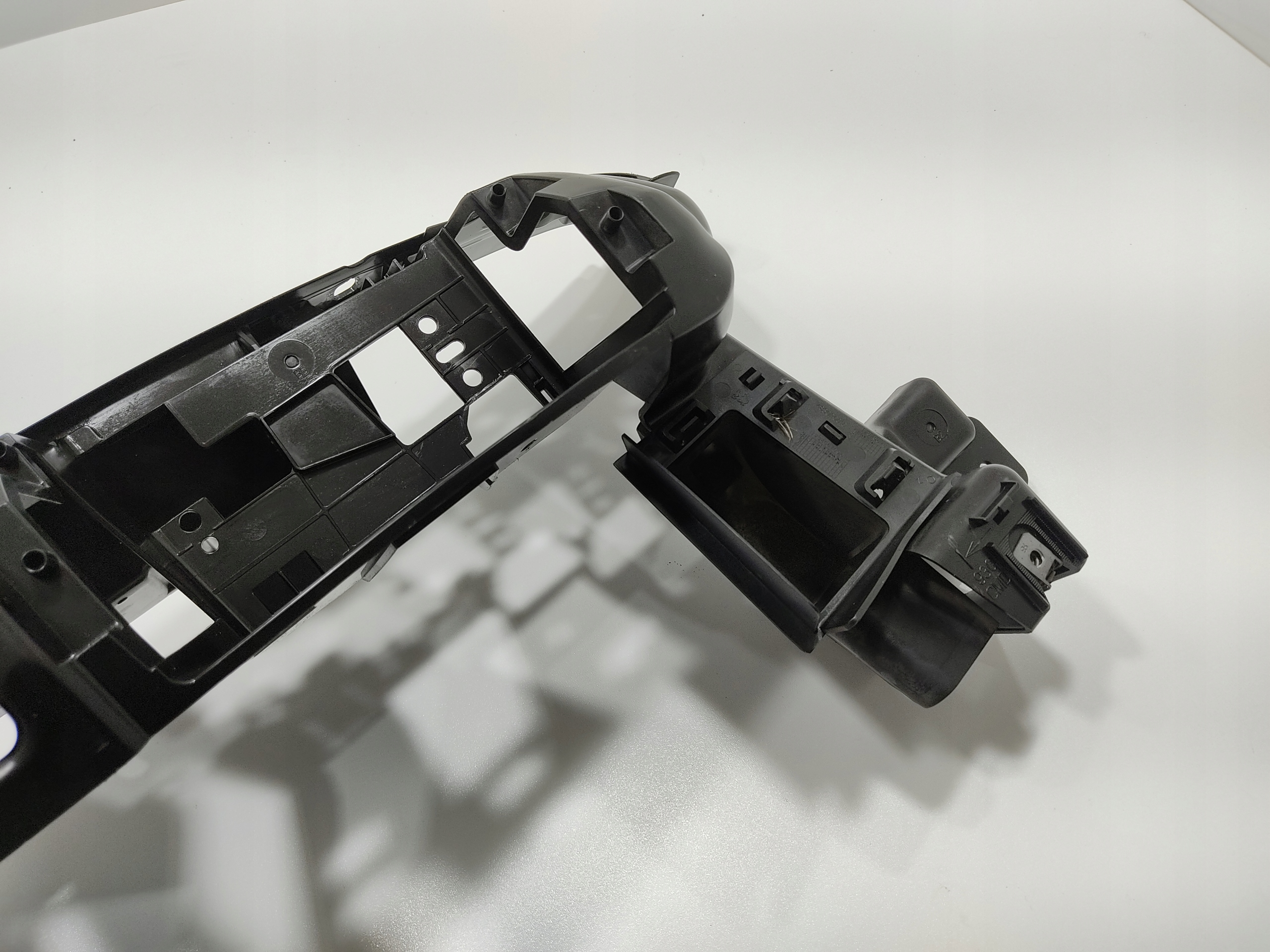 VÝSTUHA CZOŁOWE NÁRAZNÍKA PREDNA POD NÁRAZNÍK PEUGEOT 3008 I 9685142780