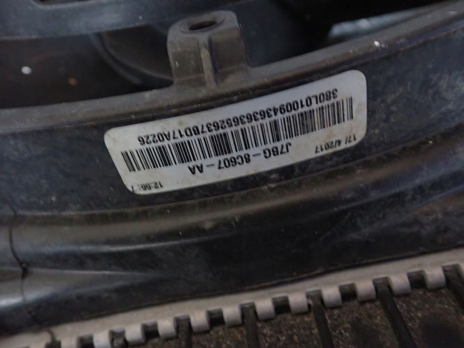 FORD FIESTA MK7 FORD KA VENTILATOR CHLADIC VODY