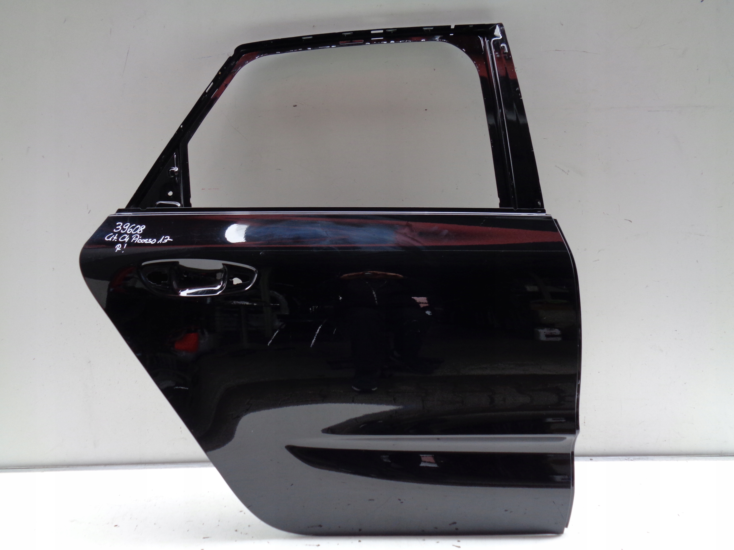 PRAVE ZADNE DVERE CITROEN C4 PICASSO II 13- NR 39608