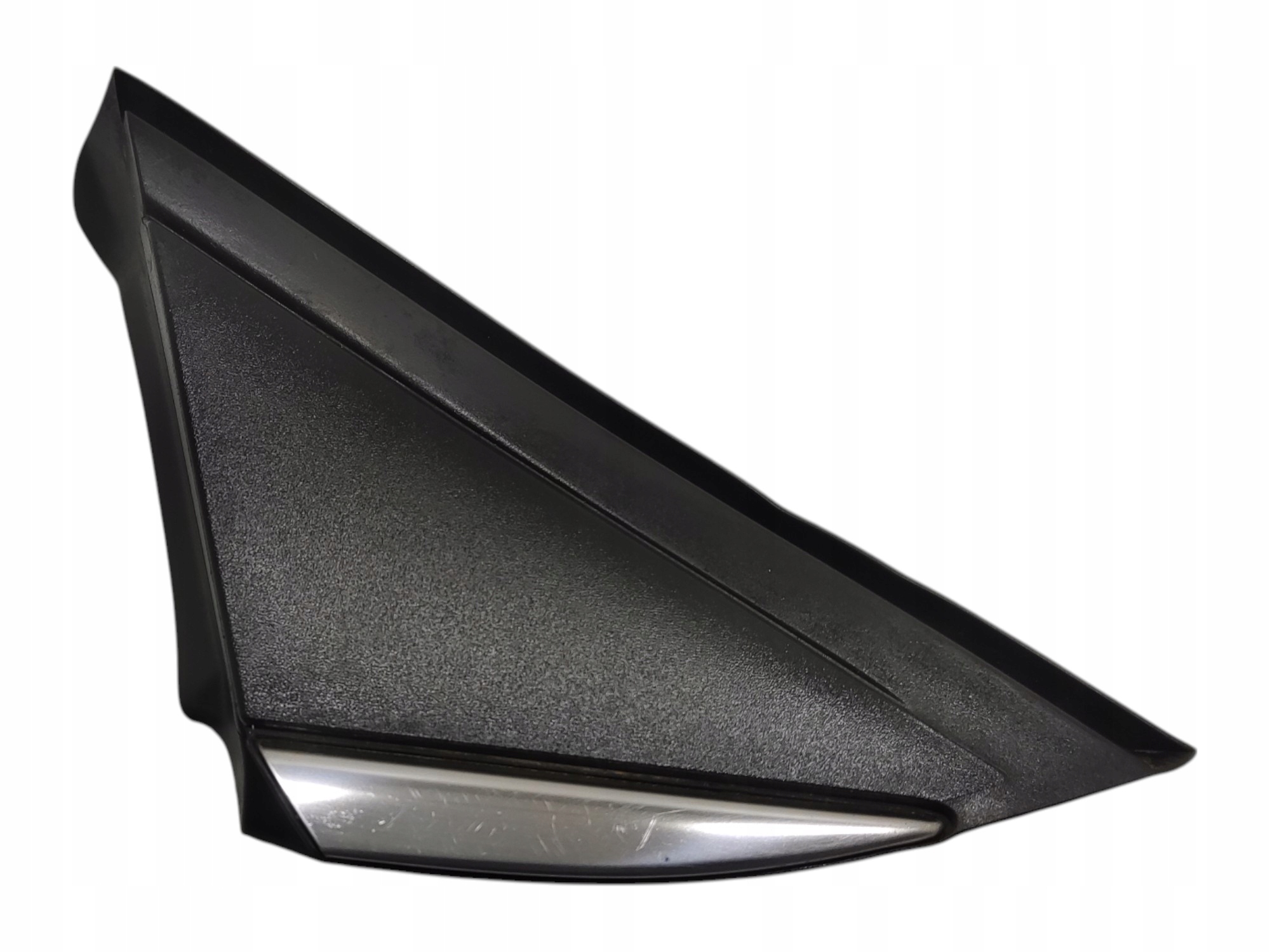 ZÁSLEPKA PRAVA TROJUHOLNÍK BLATNIKA RENAULT MEGANE IV 2016-2020 638740438R
