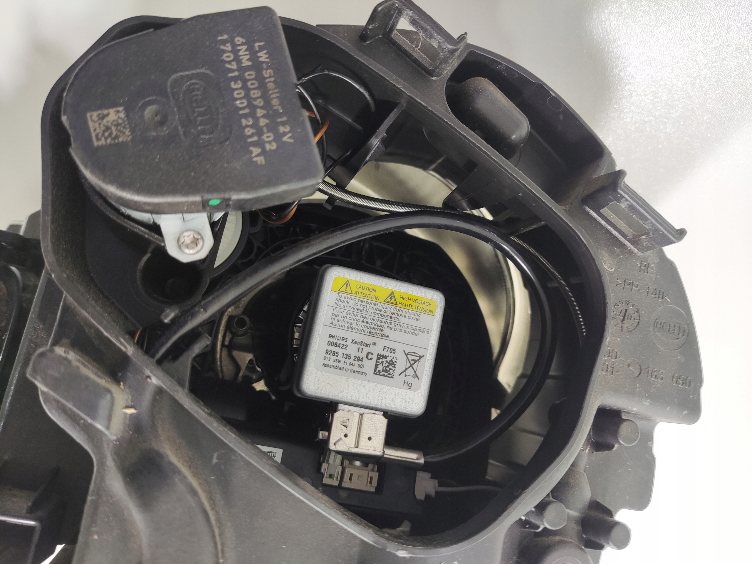 PRAVÉ PREDNÉ SVETLO XENON NATAČACI PORSCHE CAYENNE I 2007-2009 LIFT 7L5941032G