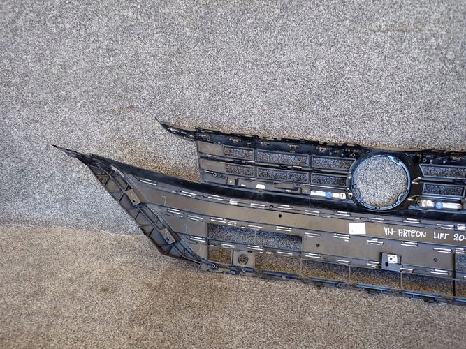 VW ARTEON LIFT 20- MRIEZKA LISTA LEDY 3G8853651BL