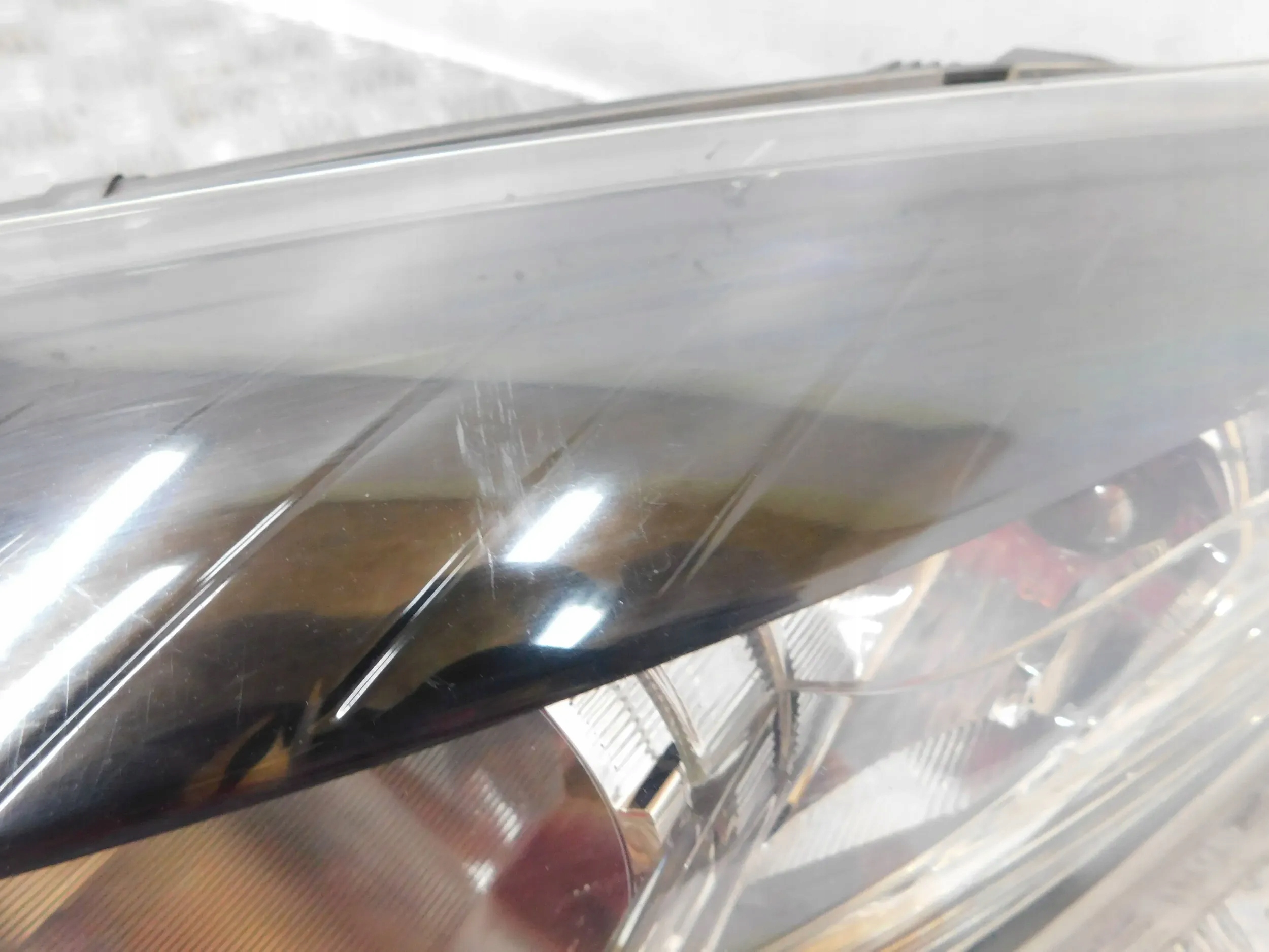LAVE PREDNE SVETLO RENAULT MEGANE III 3 08-