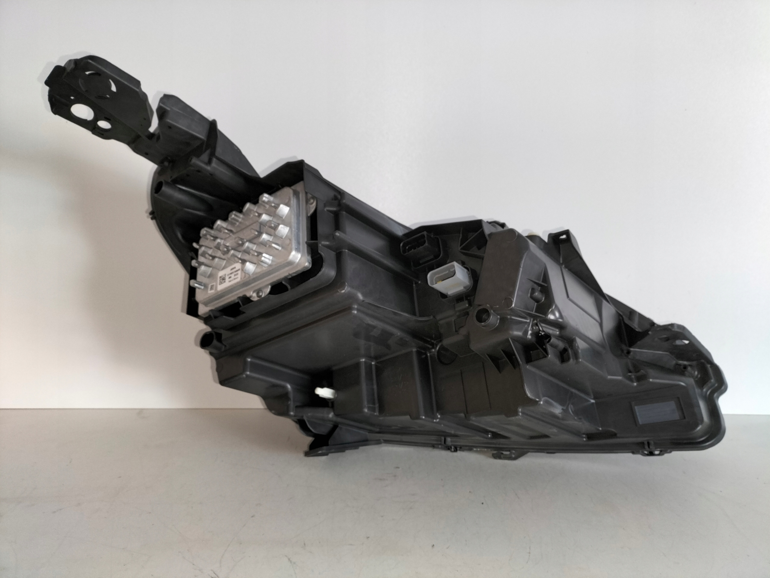 LAVE PREDNE SVETLO PEUGEOT 3008 II 5008 II LIFT 20- FULL LED