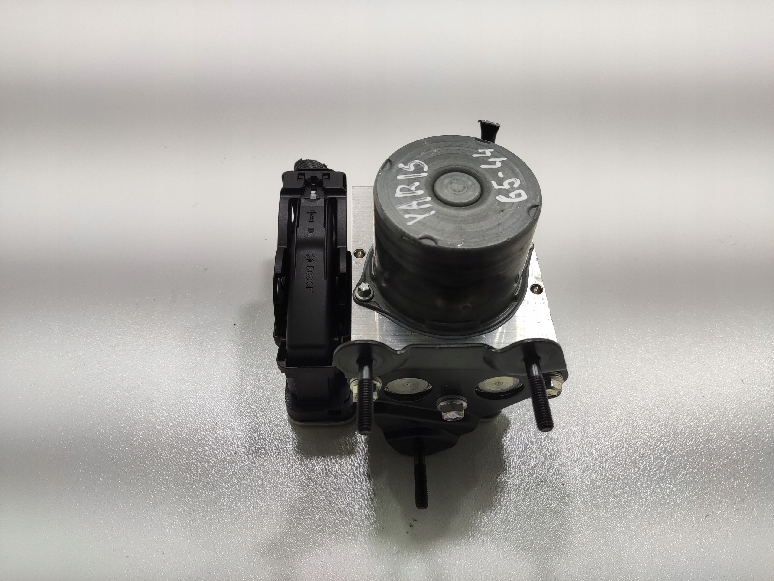 RIADIACA JEDNOTKA KOCKA ABS TOYOTA YARIS CROSS 2020-2025 44540-0D540