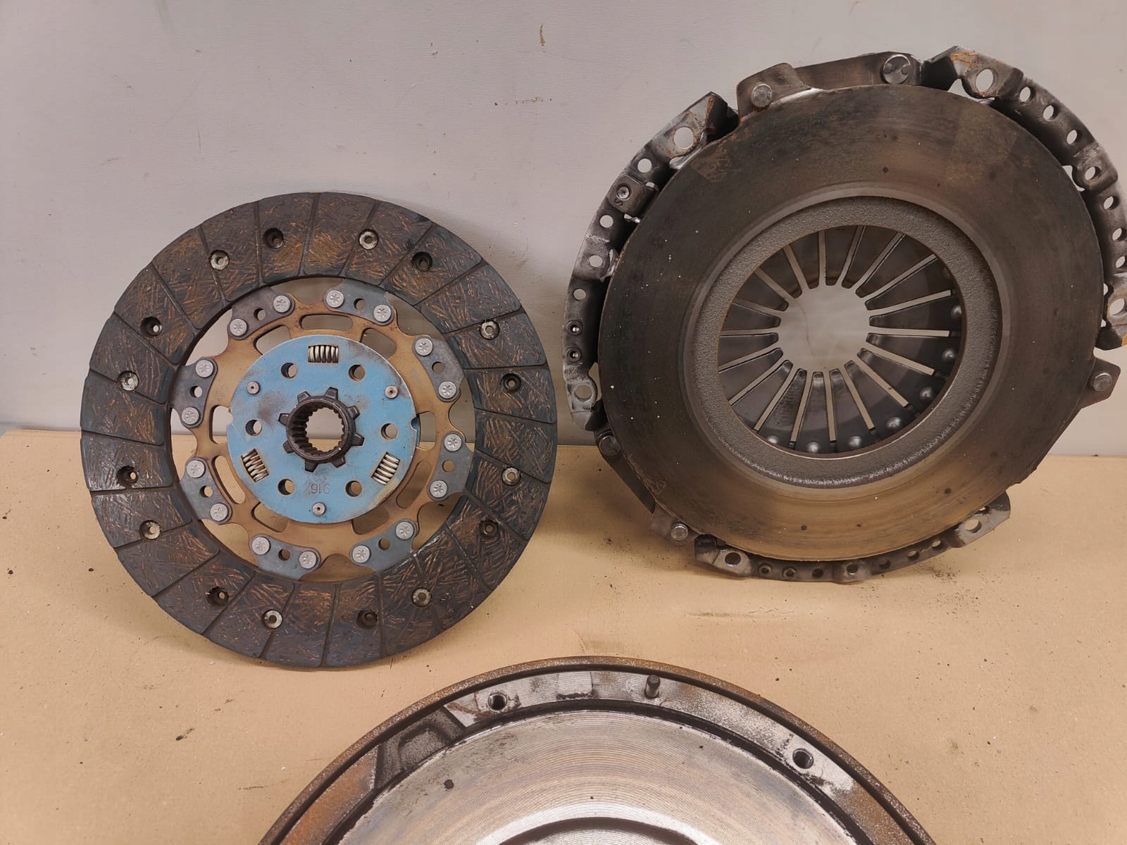 Ford volvo 1.6 ehdi 6366000054 1878006098 DVOJHMOTNY ZOTRVACNIK