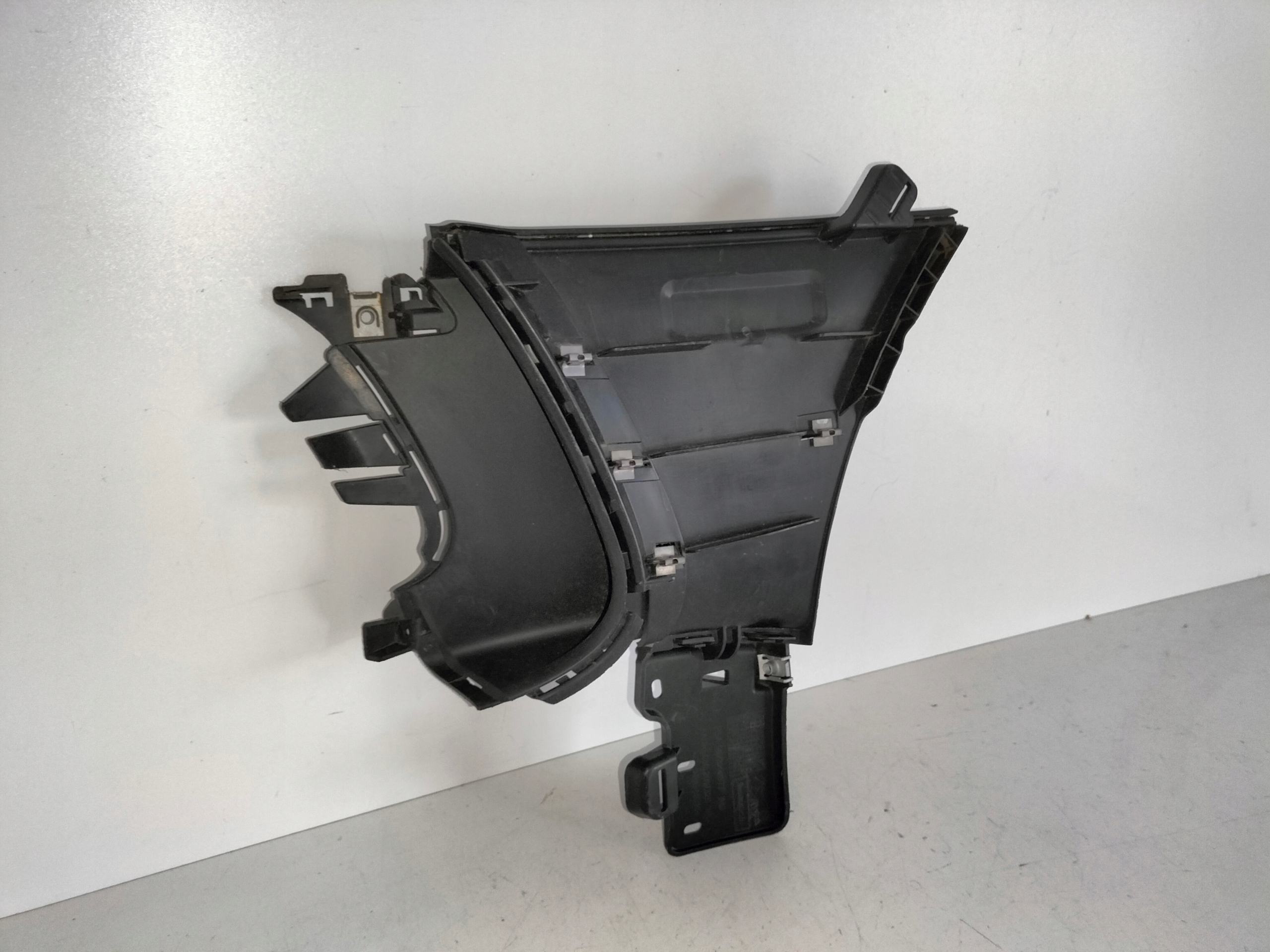 PRÍVOD NASAVANIE VZDUCHU NÁRAZNÍKA PREDNÝ LAVY CITROEN DS5 11-