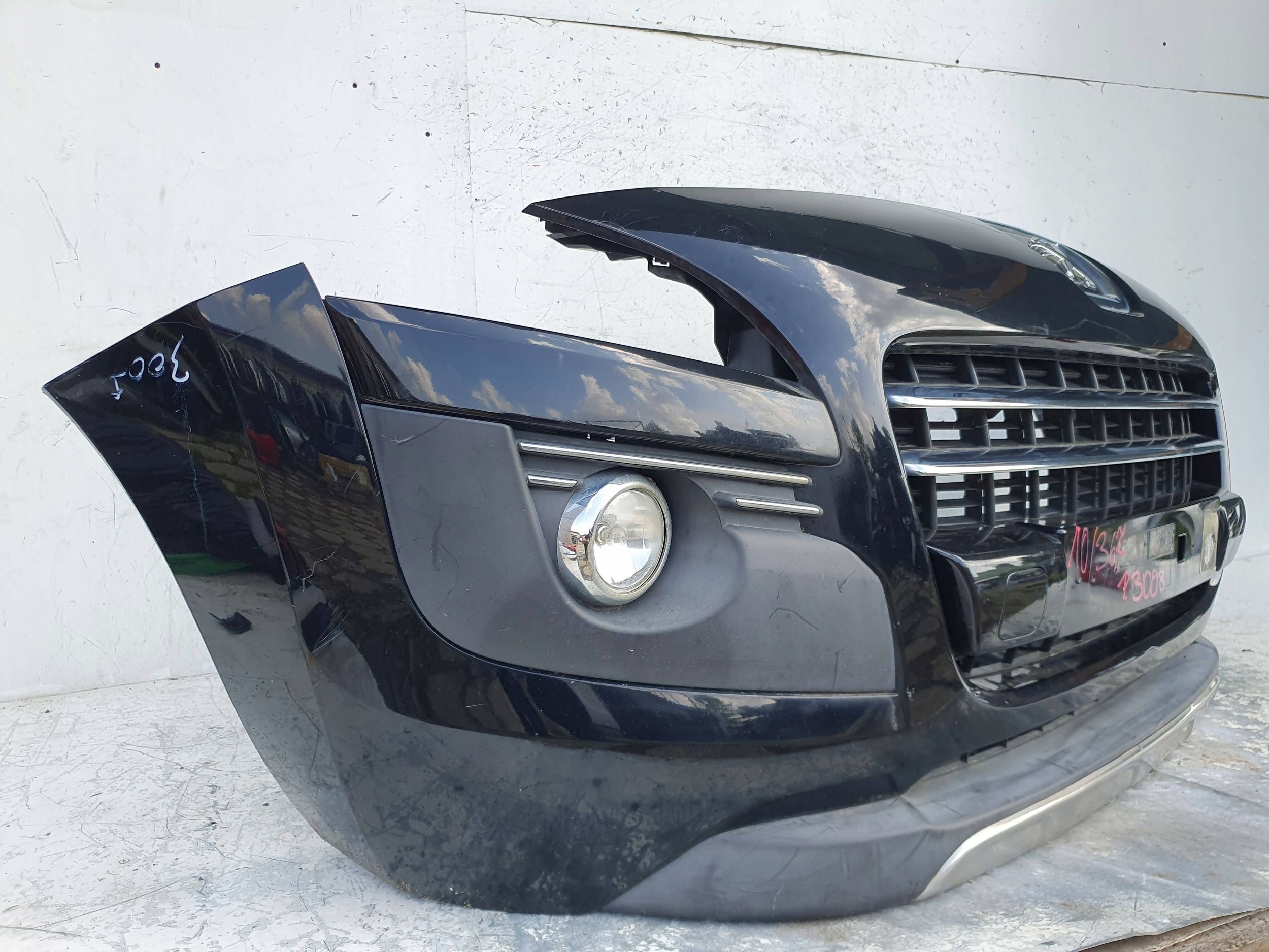 Peugeot 3008 I HYBRID PREDNÝ NÁRAZNÍK