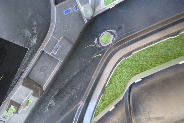 MITSUBISHI ECLIPSE CROSS 17- PREDNÝ NÁRAZNÍK