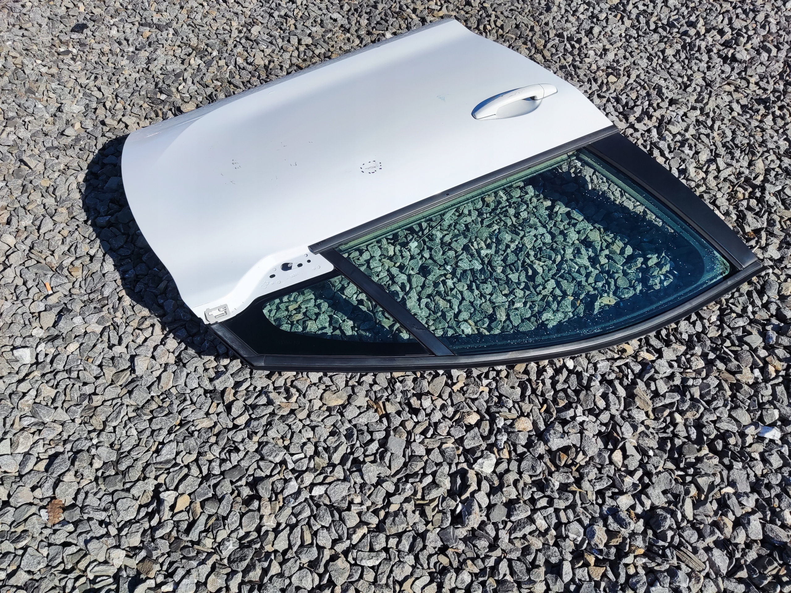 PRAVE PREDNE DVERE PEUGEOT 208 I 5 DVEROVA VERZIA 2013-2019