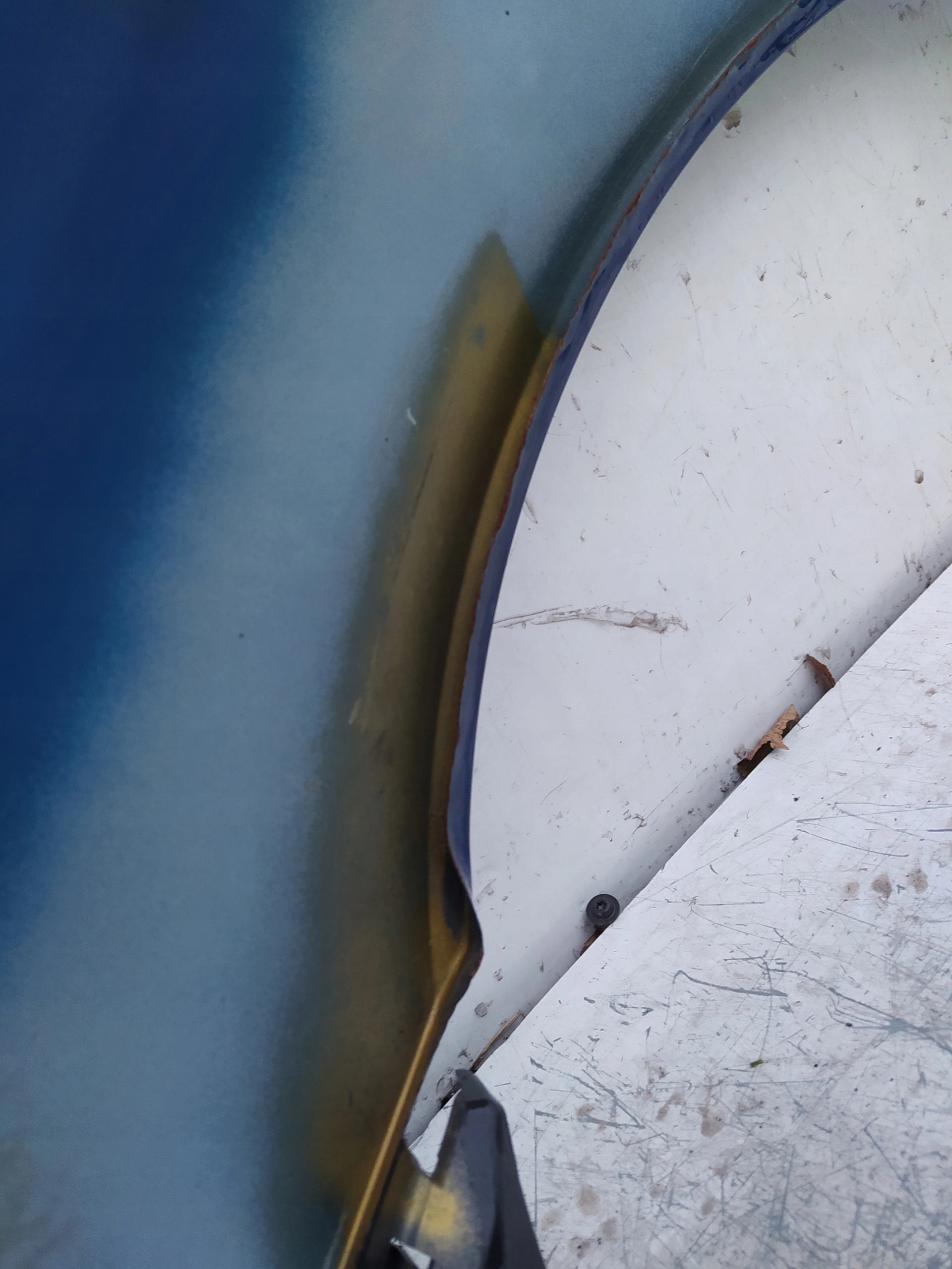 VOLVO S40 V50 PRAVY PREDNY BLATNIK