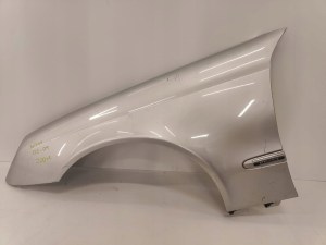 MERCEDES w211 e klasa 02-09 ĽAVÝ PREDNÝ BLATNÍK MERCEDES w211 e klasa 02-09 ĽAVÝ PREDNÝ BLATNÍK