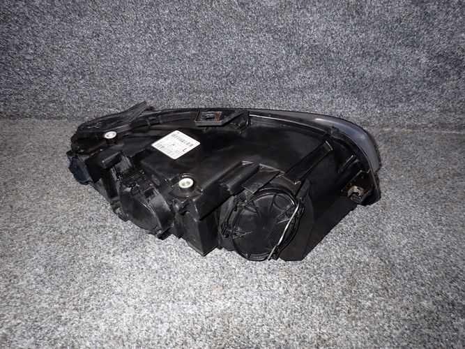 AUDI A4 B7 04-08 LAVE PREDNE SVETLO 8E941003BK