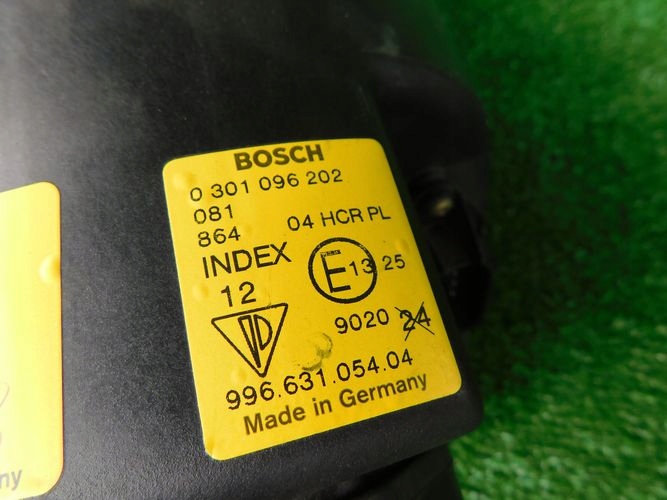 PORSCHE BOXSTER 911 996 986 97-02 PRAVE PREDNE SVETLO