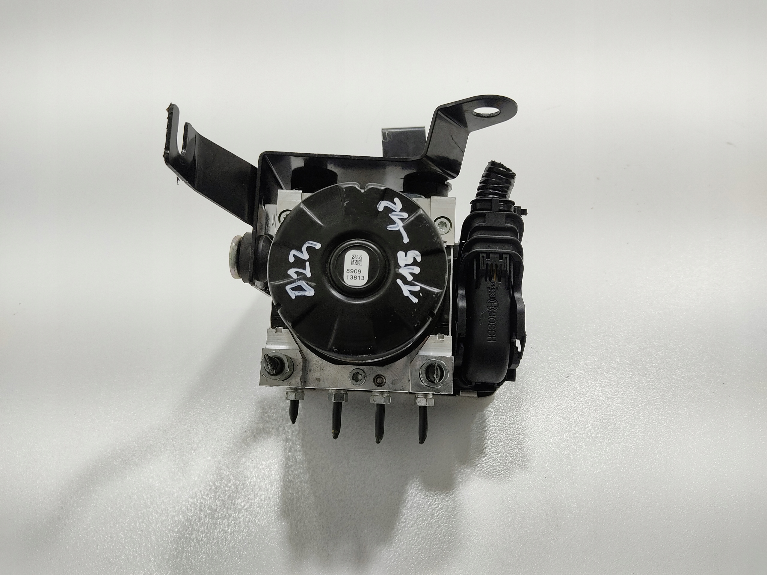 RIADIACA JEDNOTKA KOCKA ABS NISSAN NAVARA IV D23 NP300 2.3 DCI 476605JU0A 2015-2022