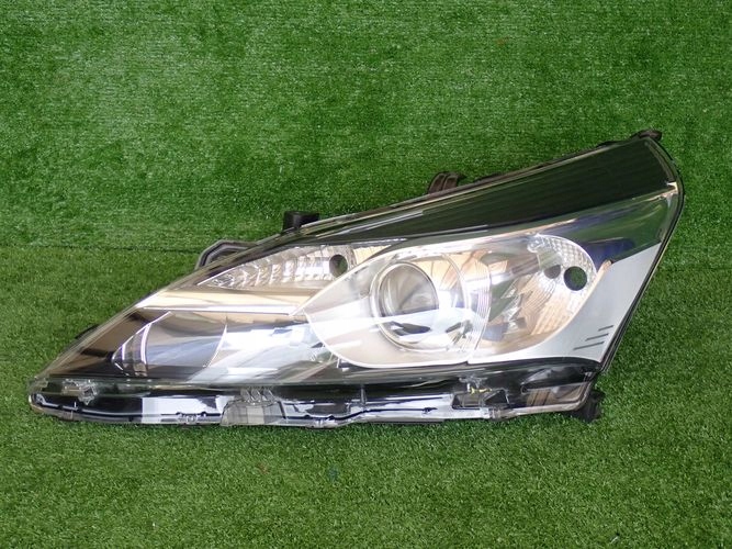TOYOTA VERSO XENON ŠOŠOVKA LIFT 13- LAVE PREDNE SVETLO
