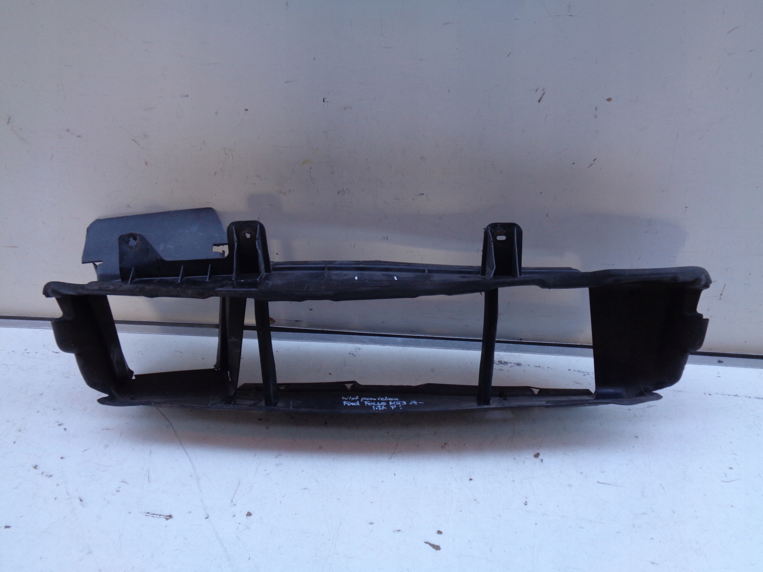 NASAVANIE VZDUCHU FORD FOCUS MK3 14- LIFT