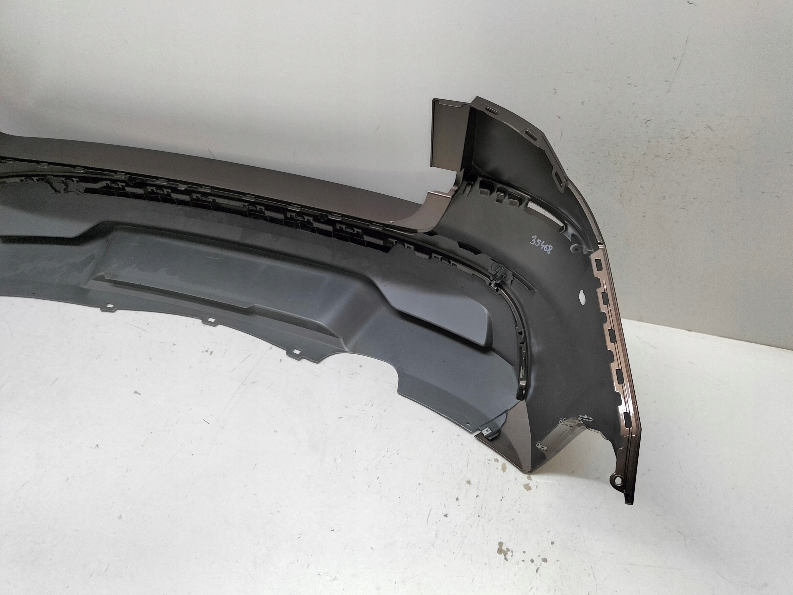 ZADNÝ NÁRAZNÍK SKODA KAMIQ 19-
