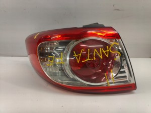 Hyundai santa fe II lift 09- 92401-2B5 LAVE ZADNE SVETLO Hyundai santa fe II lift 09- 92401-2B5 LAVE ZADNE SVETLO