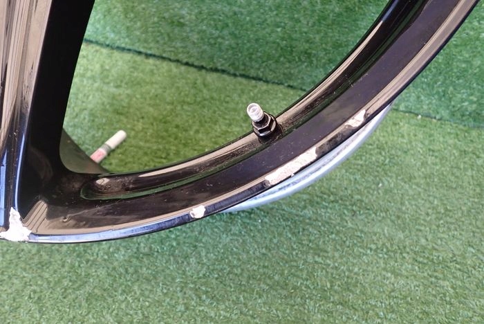 FERRARI ITALIA 458 10,5Jx20 ET58,5 5×114,3 HLINIKOVY DISK ELEKTRON