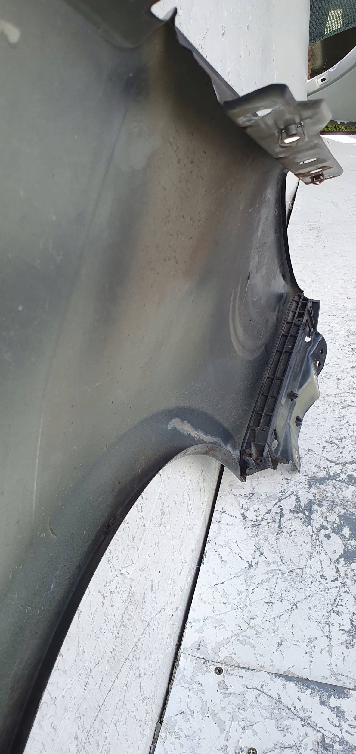 Opel Zafira C ĽAVÝ PREDNÝ BLATNÍK