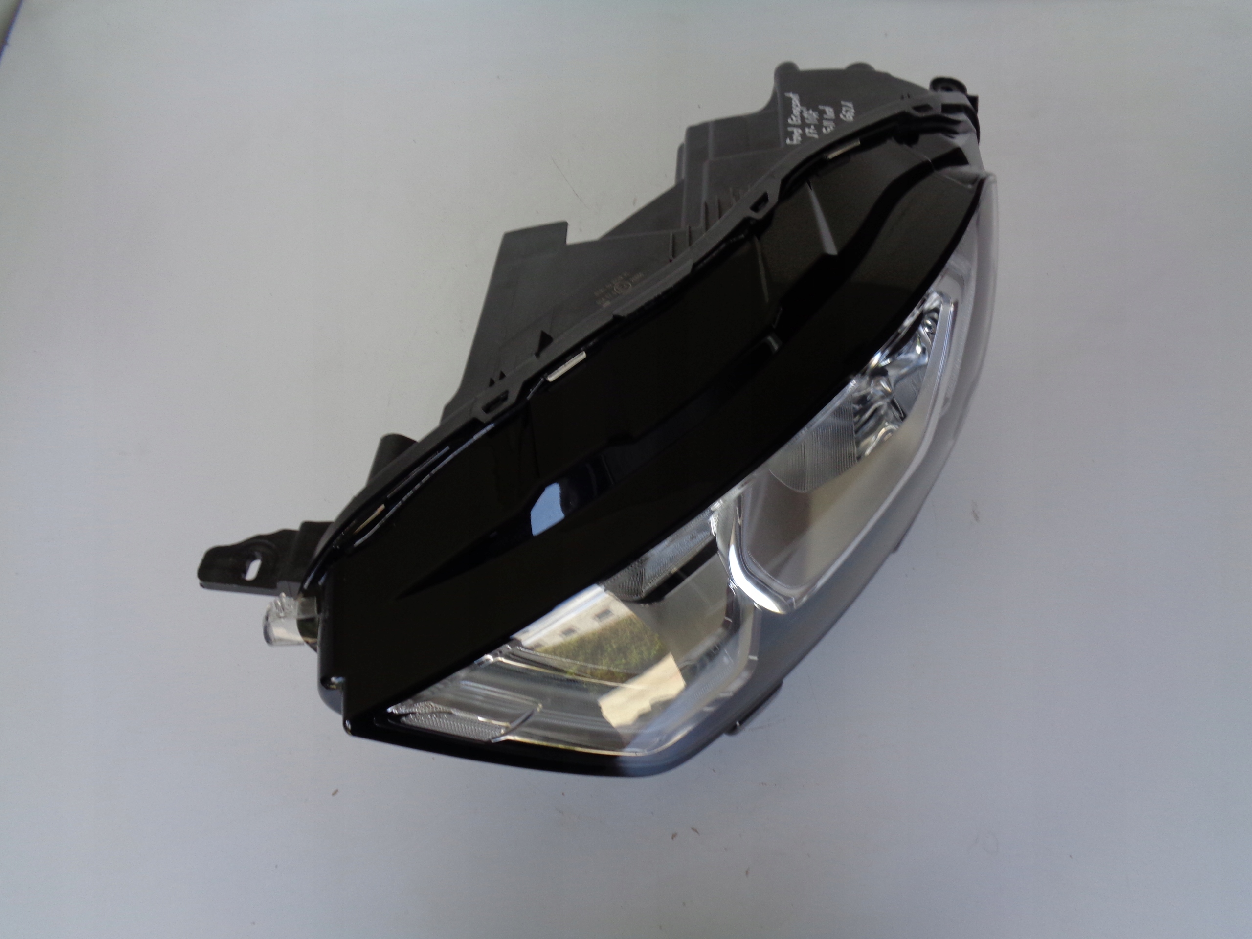 ĽAVÉ SVETLO FORD ECOSPORT 17- LIFT FULL LED
