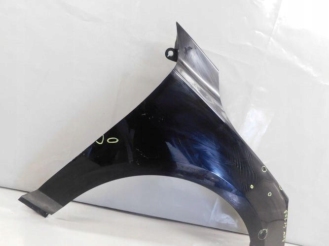 FORD FOCUS MK4 IV 18- PRAVY PREDNY BLATNIK