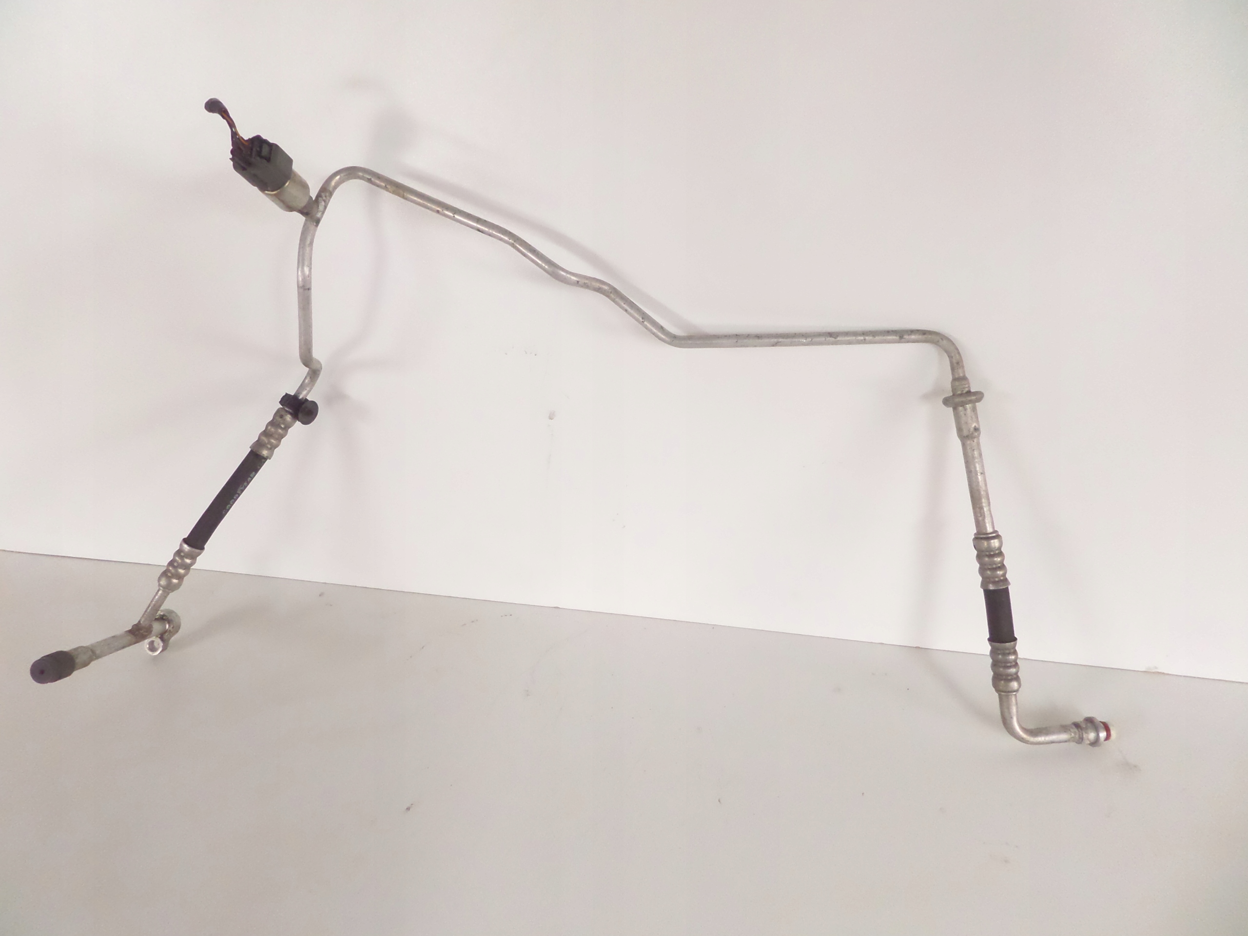 HADICA TRUBKA KLIMATIZACIE FORD FOCUS II 08- 1.6D