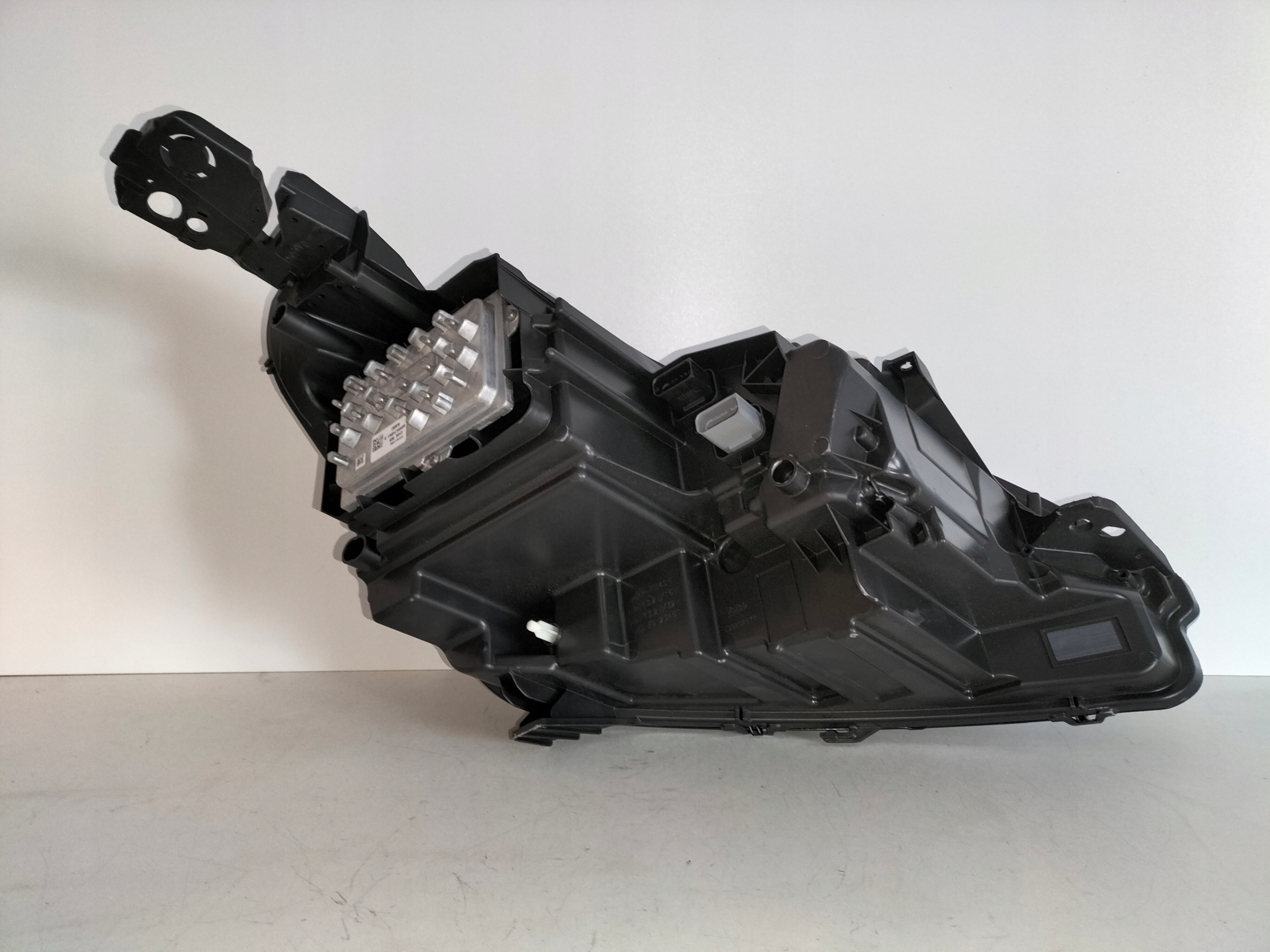 LAVE PREDNE SVETLO PEUGEOT 3008 II 5008 II LIFT 20- FULL LED TE