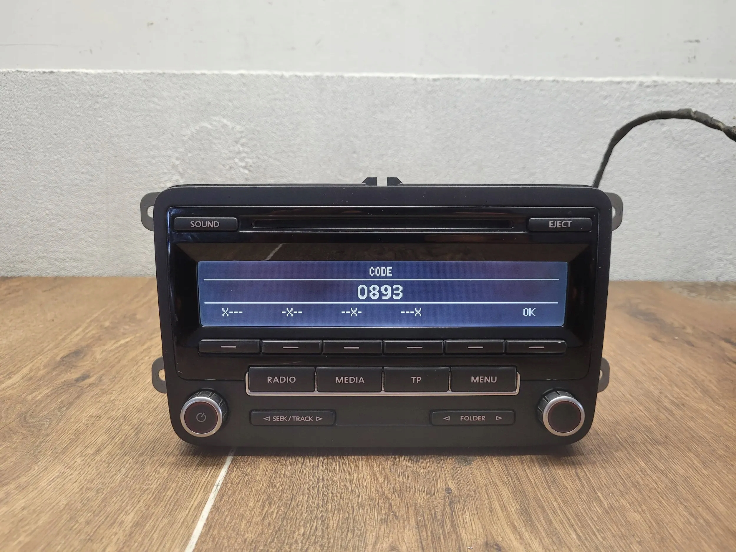 Volkswagen Tiguan GOLF PASSAT POLO 5M0035186J RADIO KOD