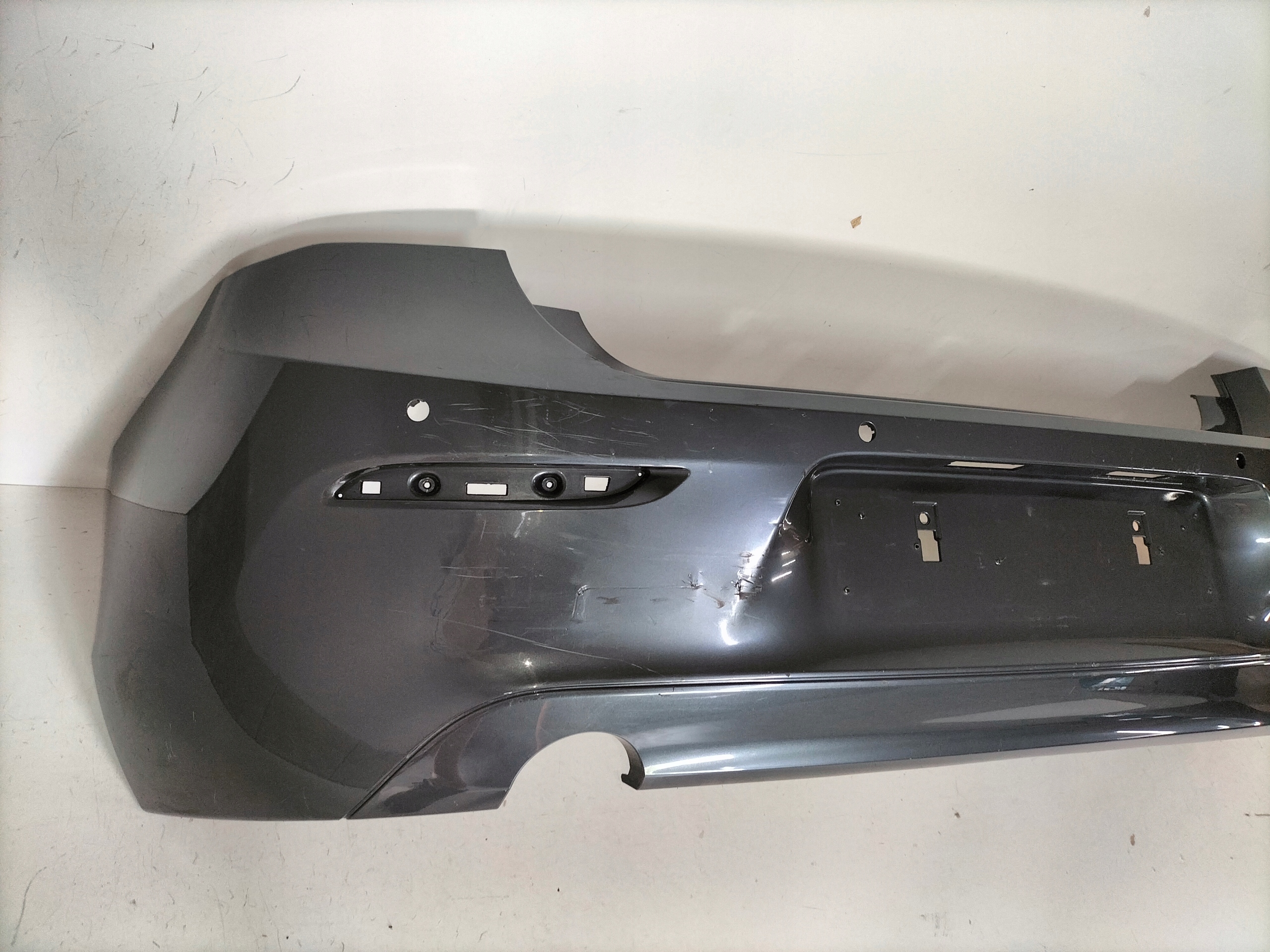 ZADNÝ NÁRAZNÍK BMW 1 F20 LIFT LCI 15-