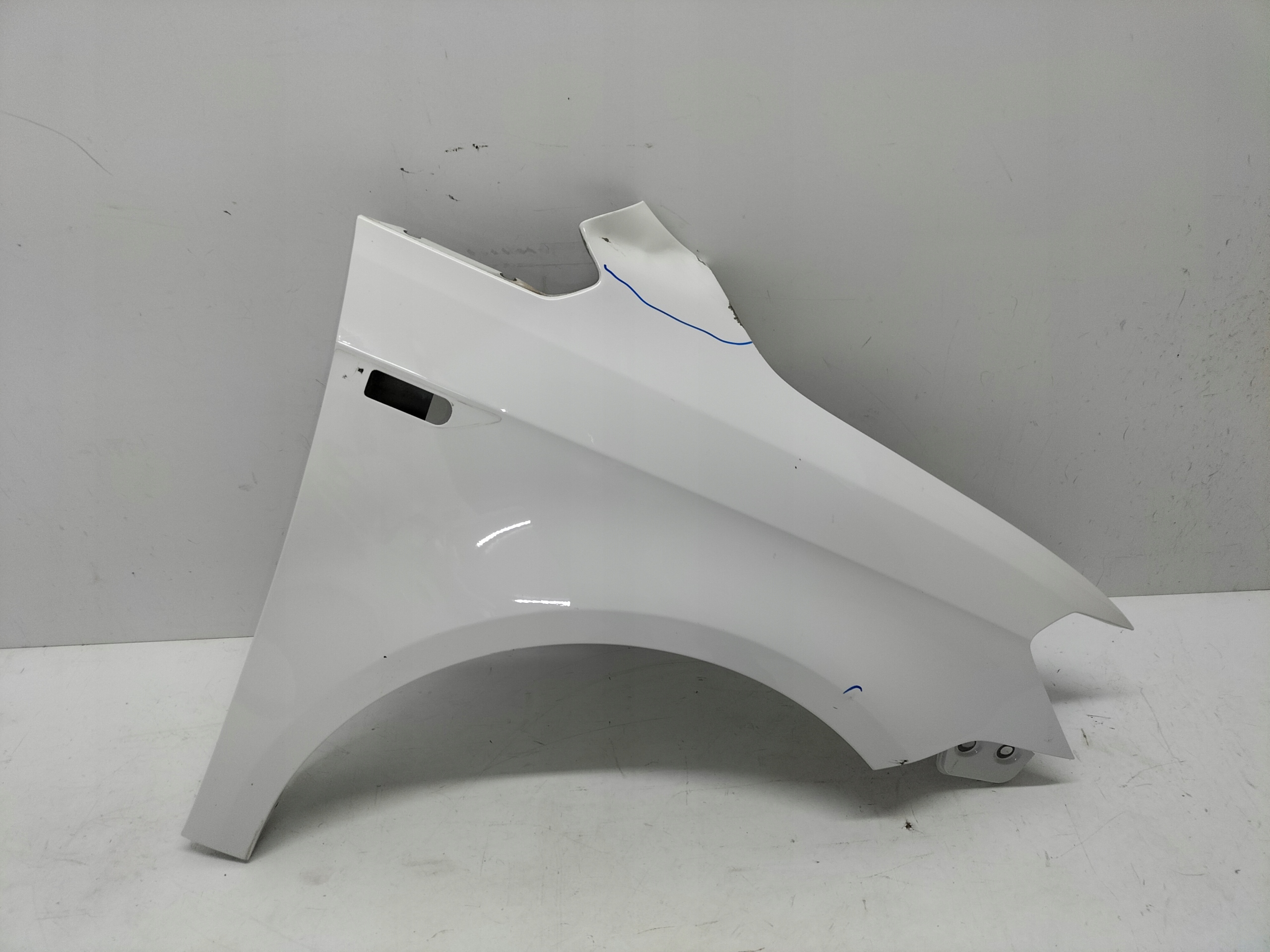 PRAVY PREDNY BLATNIK VW CADDY 2K5 III LIFT 15-