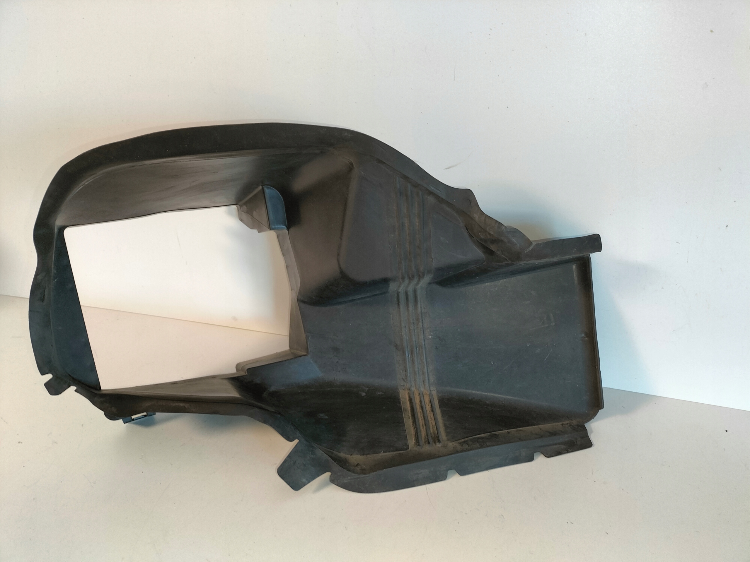 VOLANT NASAVANIE VZDUCHU OPEL GRANDLAND X 17-