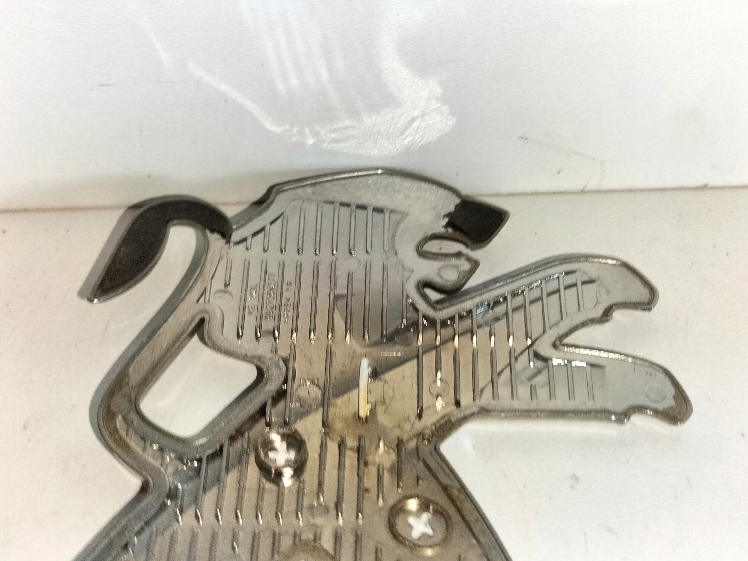 ZNAK EMBLEM ZNAK ZADNEJ KAPOTY PEUGEOT RIFTER 18-