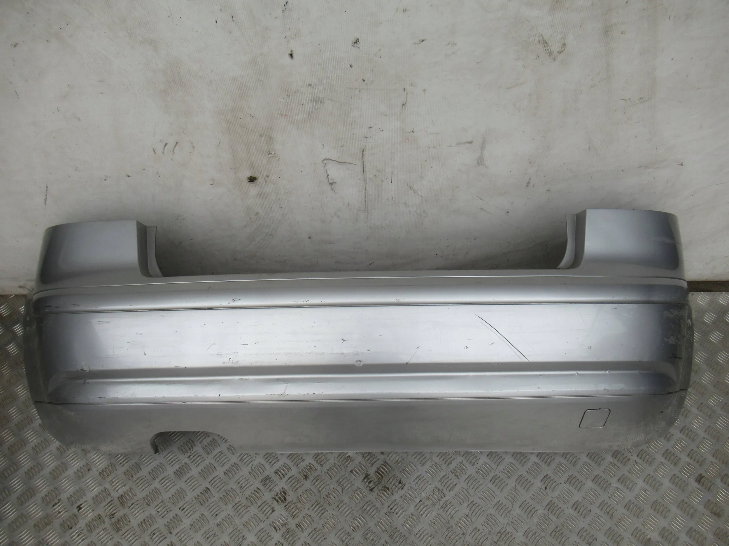 ZADNÝ NÁRAZNÍK AUDI A3 8P 3D