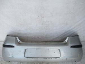 ZADNÝ NÁRAZNÍK TOYOTA YARIS II 2 ZADNÝ NÁRAZNÍK TOYOTA YARIS II 2