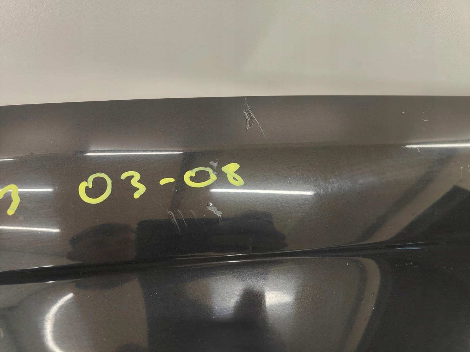 AUDI A3 8P 03-08 ĽAVÝ PREDNÝ BLATNÍK