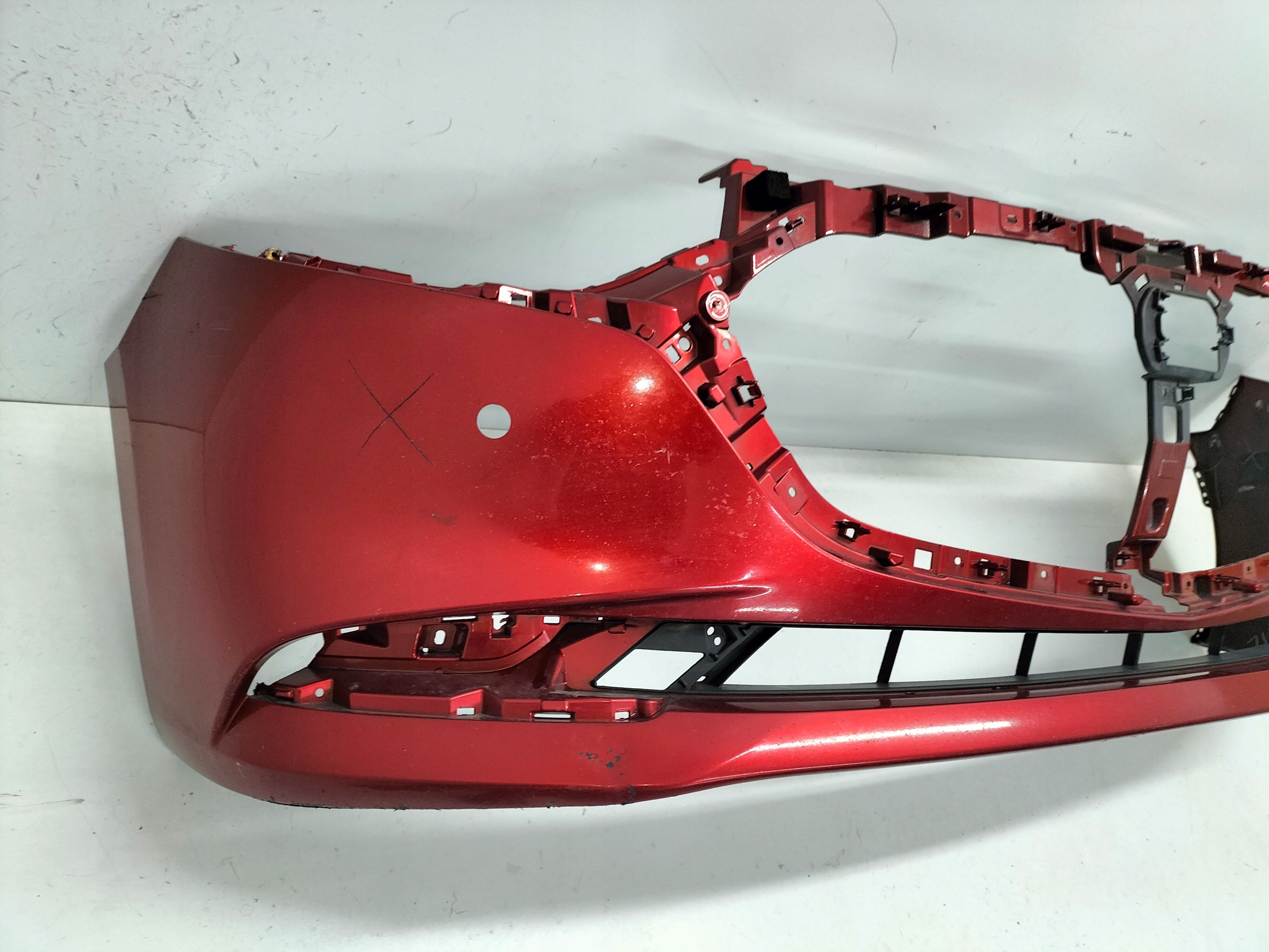 PREDNÝ NÁRAZNÍK MAZDA 3 BP 19- SEDAN