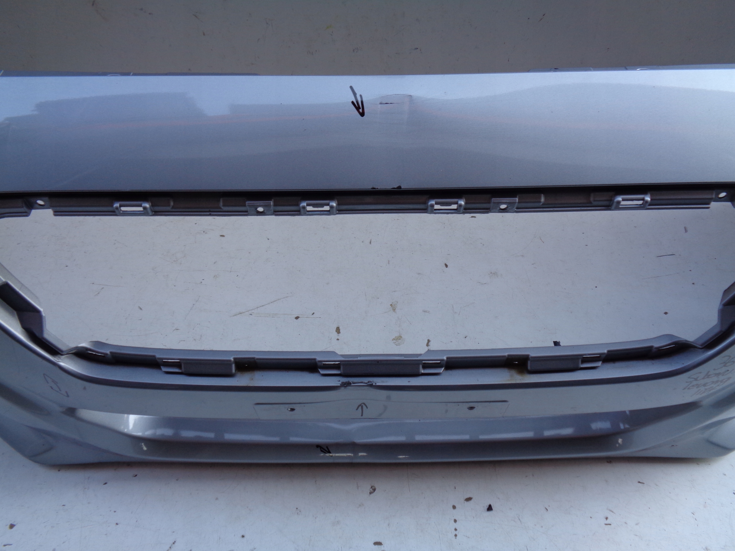 PREDNÝ NÁRAZNÍK SUBARU LEVORG 18- LIFT NR 36788