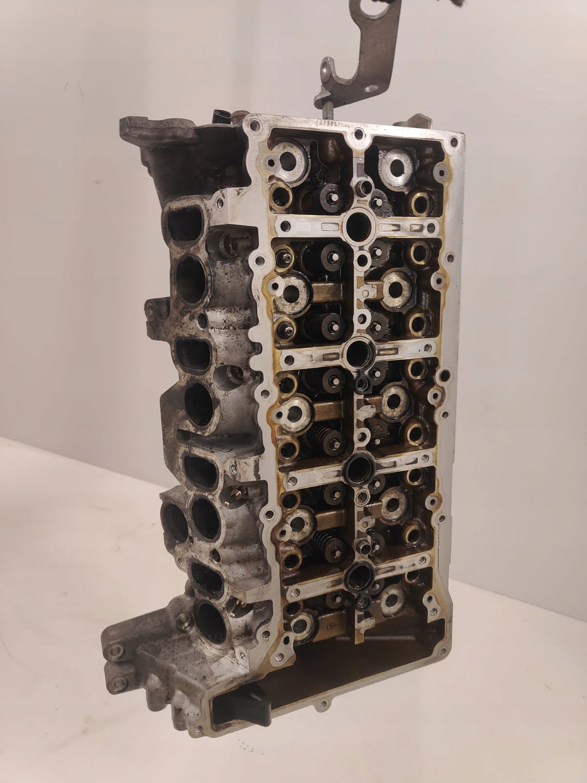 BMW n47 2.0 diesel HLAVA MOTORA VENTILY n47d20a e60 e90 e87 779767807