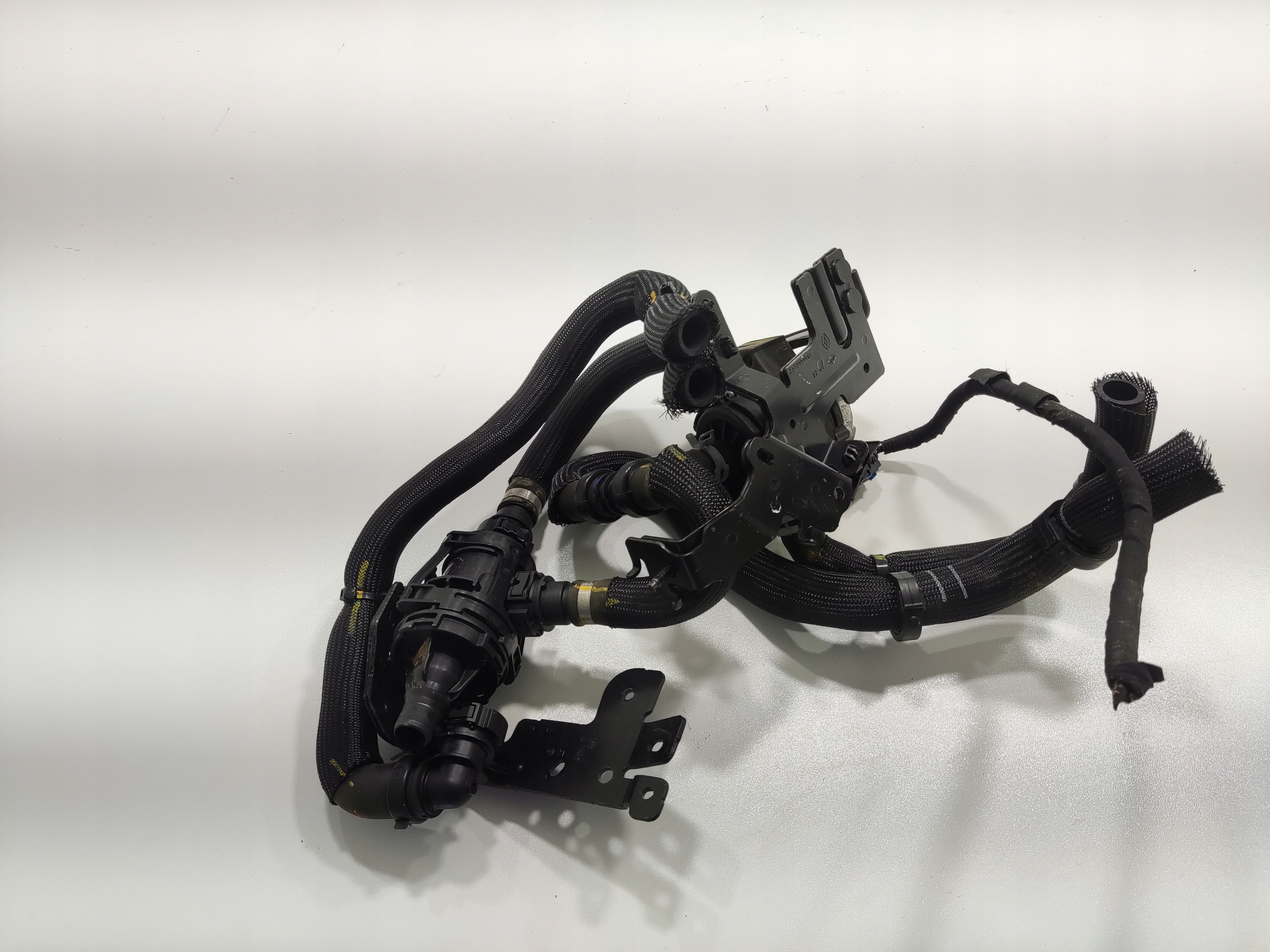 PRIDAVNE VODNE CERPADLA RENAULT KANGOO IV 1.5 DCI 22-25 212008315R 210108197R