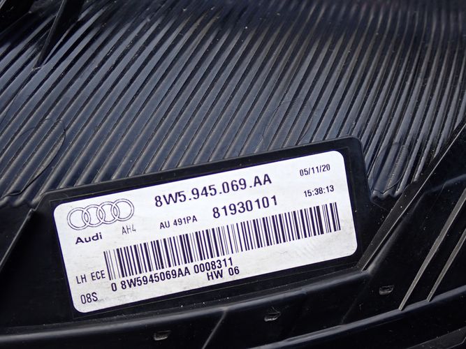 AUDI A4 B9 SEDAN LIFT 19-  LAVE ZADNE SVETLO