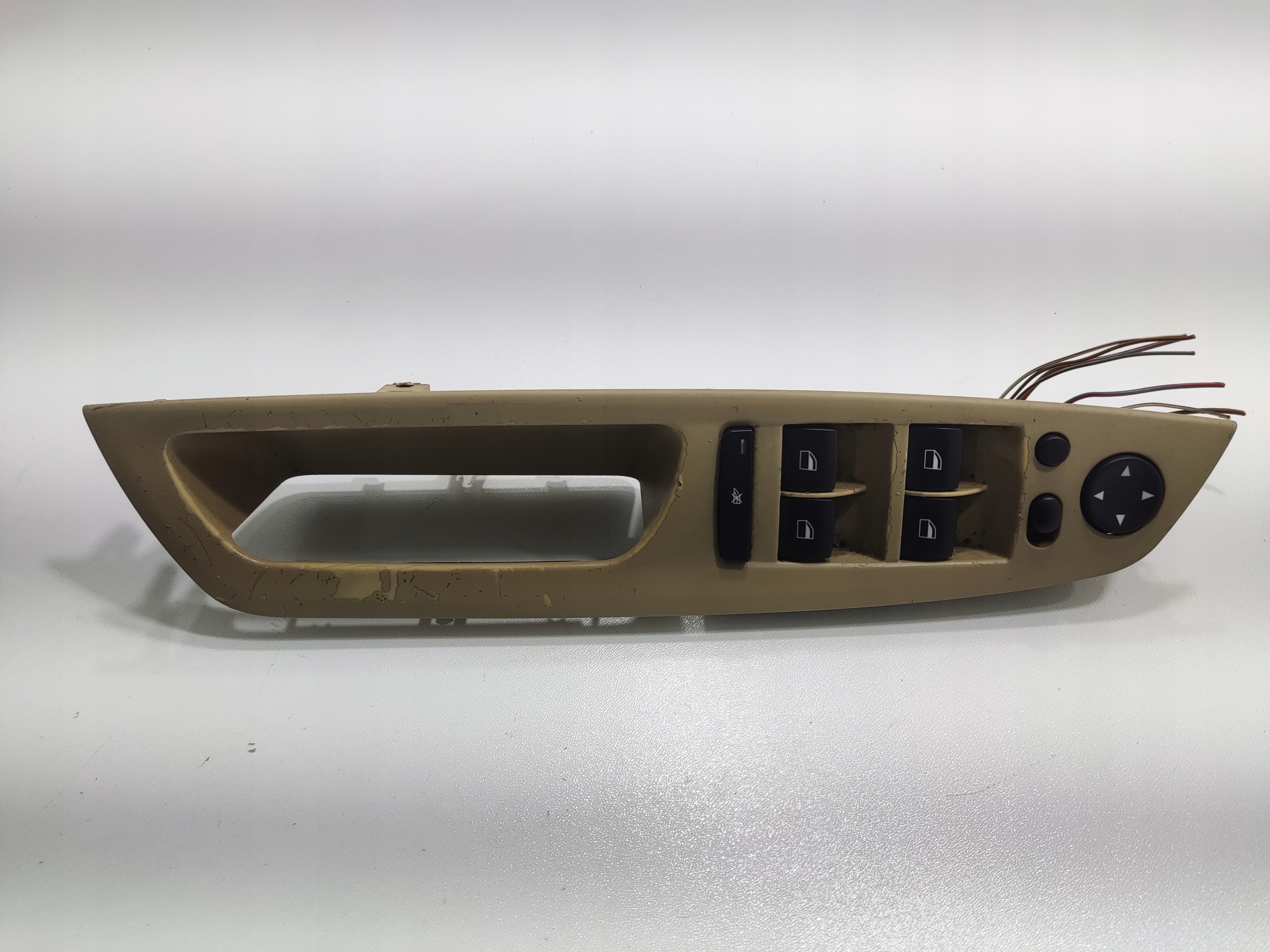 ĽAVÝ VYPÍNAČ SŤAHOVANIA OKIEN BMW X6 E71 2007-2014 9218044