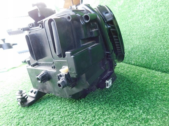 VW TIGUAN FULL LED 15- PRAVE PREDNE SVETLO