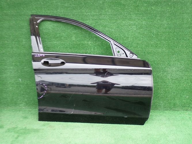MERCEDES W205 C-KLASA PRAVE PREDNE DVERE