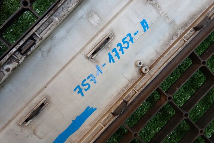 FORD MONDEO MK4 07- PREDNÝ NÁRAZNÍK