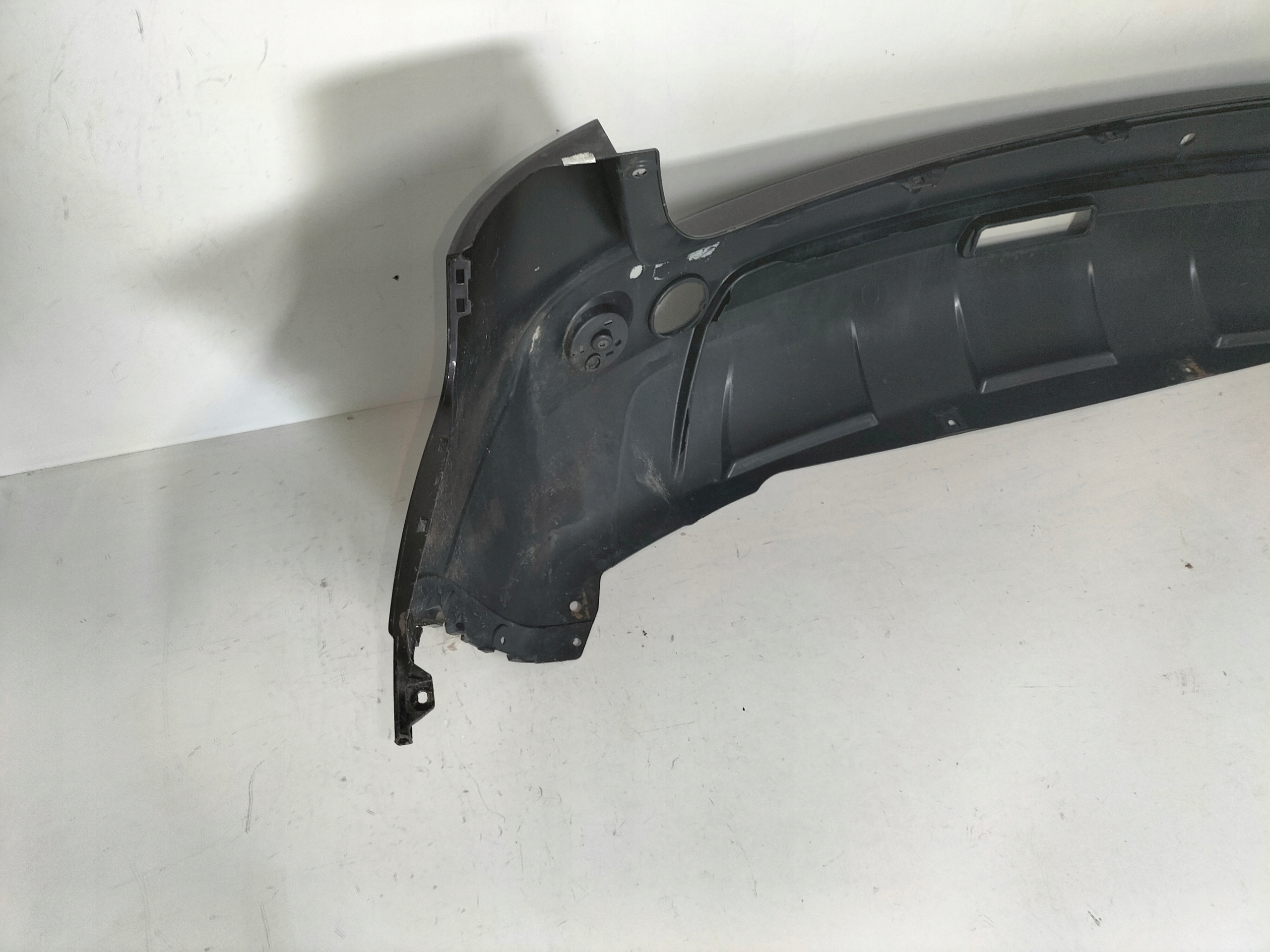 ZADNÝ NÁRAZNÍK NISSAN QASHQAI 06-09