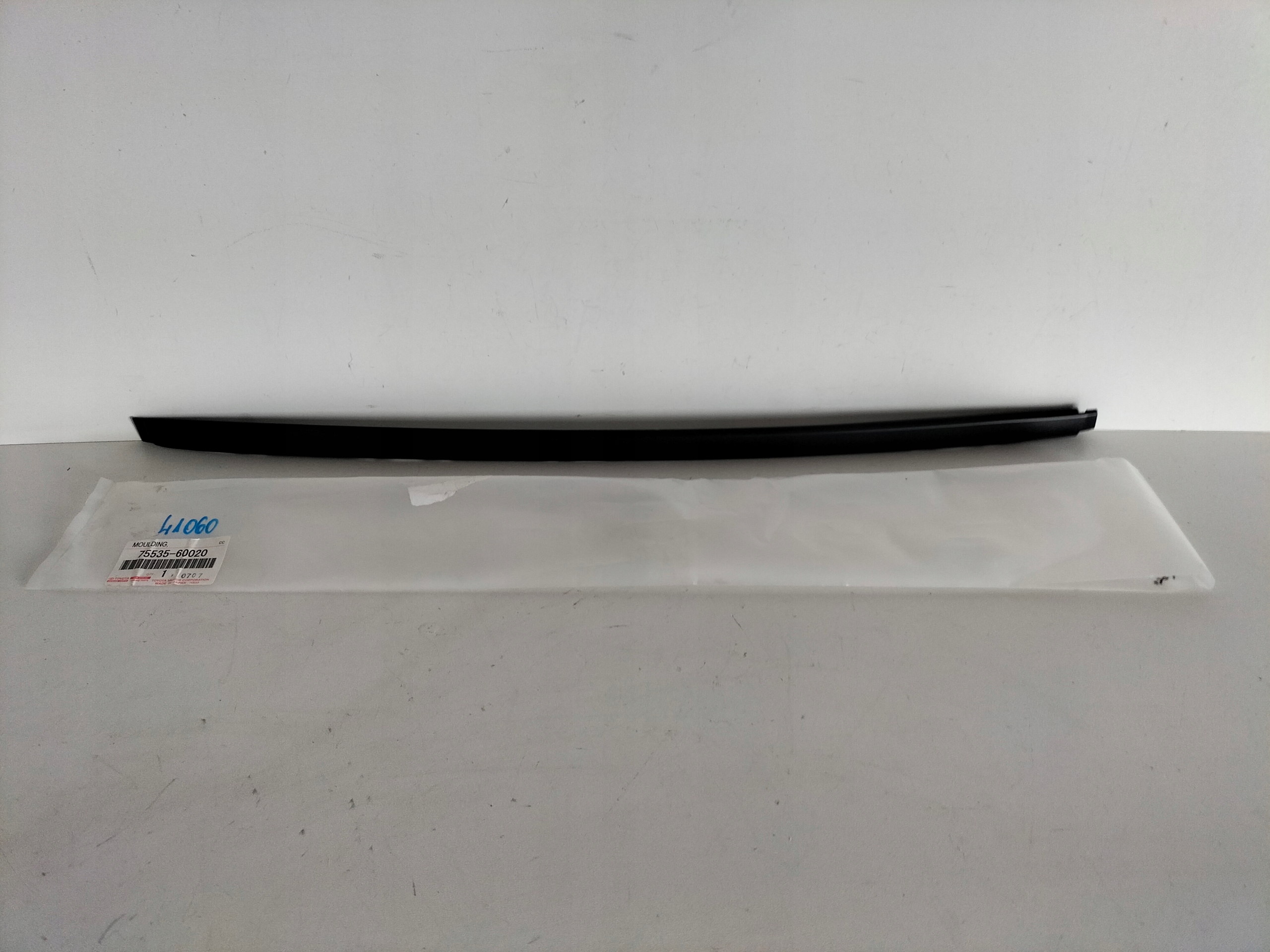 LISTA MASKUJUCA OKIEN  PREDNEej LAVA LEXUS GX460 J150 10-
